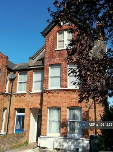 1 Bedroom Flat To Rent In The Brent, Dartford, DA1