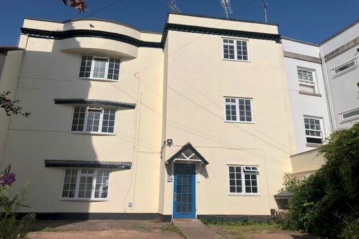2 Bedroom Flat To Rent In Friars Walk, Exeter, EX2