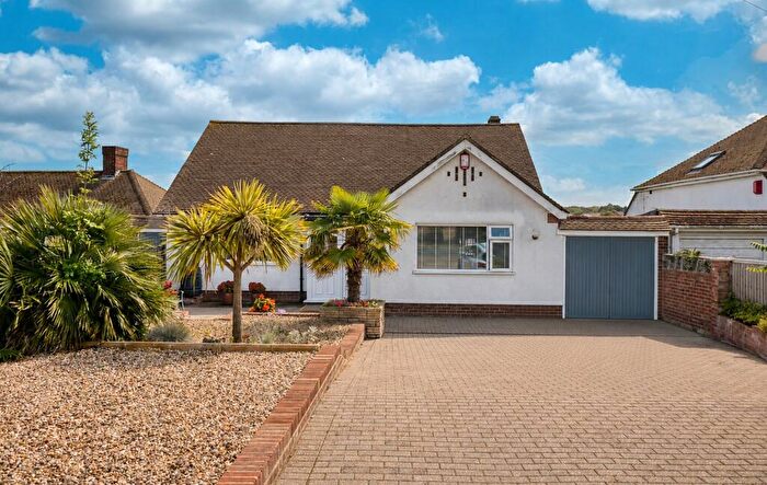 3 Bedroom Bungalow For Sale In Dumpton Park Drive, Broadstairs, Kent, CT10