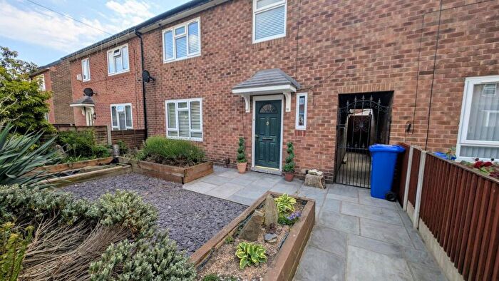 3 Bedroom Terraced House To Rent In Leven Walk, Wythenshawe, Manchester, M23