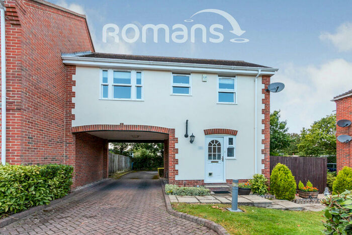 1 Bedroom End Of Terrace House To Rent In Calcott Park, GU46