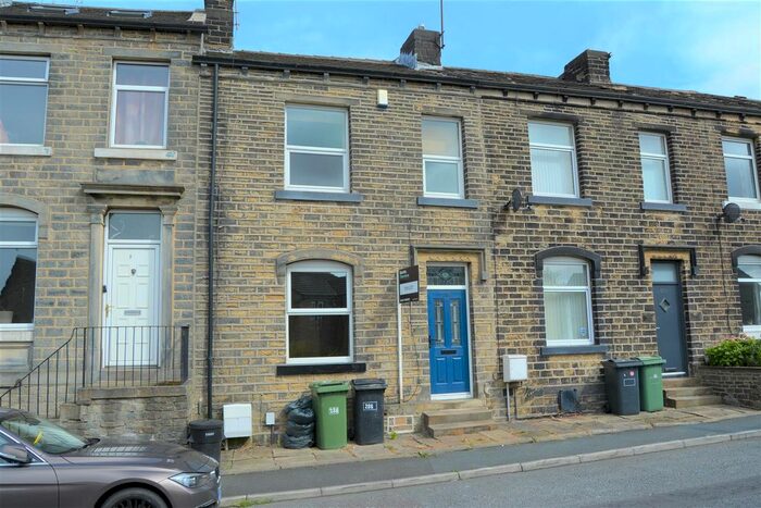 3 Bedroom Terraced House To Rent In Vicarage Road, Longwood, Huddersfield, HD3