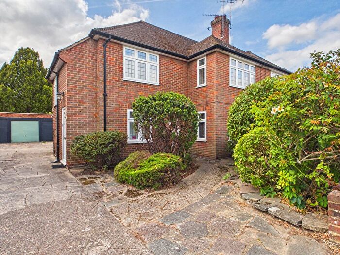 2 Bedroom Maisonette For Sale In The Sigers, Eastcote, HA5