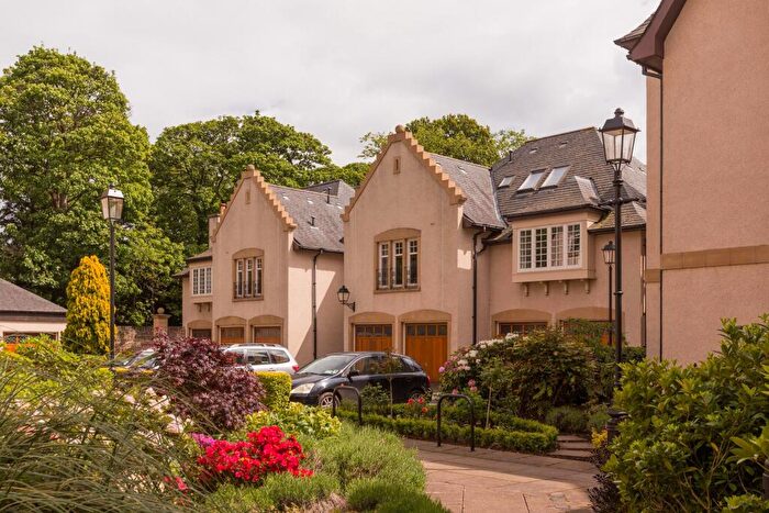 2 Bedroom Flat To Rent In Canaan Lane, Morningside, Edinburgh, EH10