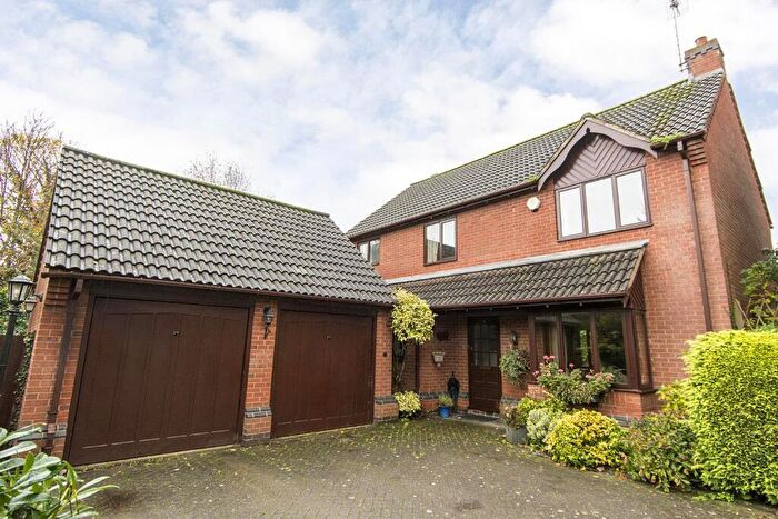4 Bedroom Detached House For Sale In The Firs, Market Harborough, LE16