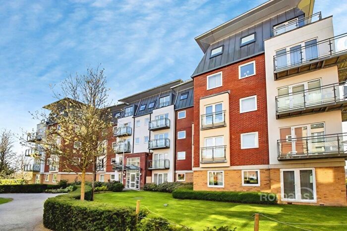2 Bedroom Flat To Rent In Winterthur Way, Basingstoke, RG21