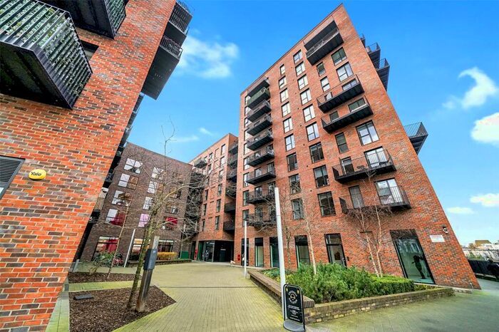 2 Bedroom Apartment To Rent In Martel Place, E8