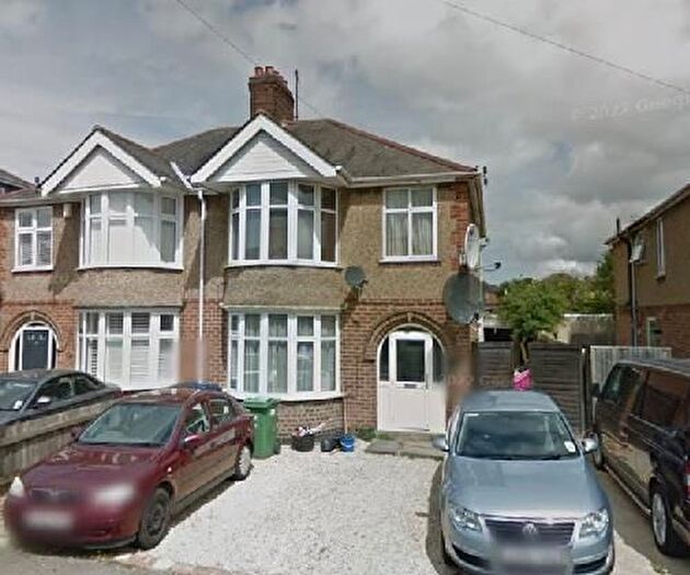 8 Bedroom Semi-Detached House To Rent In Fern Hill Road, Oxford, Hmo Ready Sharers, OX4