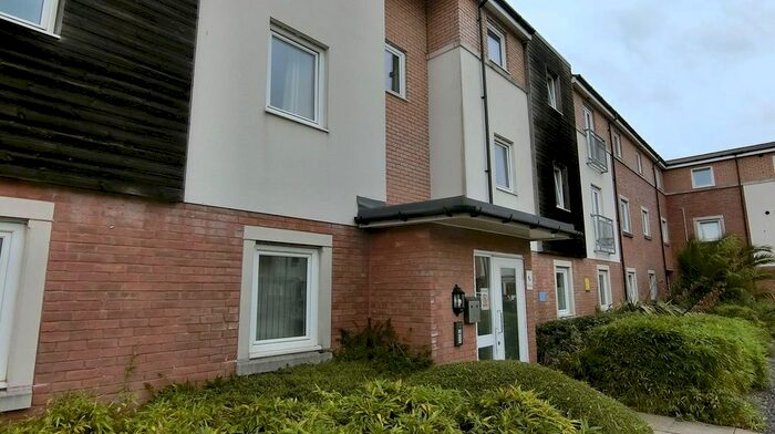 2 Bedroom Flat To Rent In Burford Gardens, Cardiff, CF11