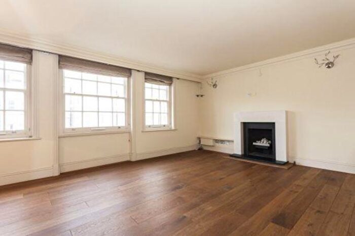 4 Bedroom Apartment To Rent In Glentworth Street, Marylebone, London, NW1