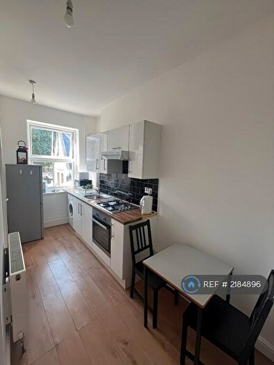1 Bedroom Flat To Rent In Brick Lane, London, E1