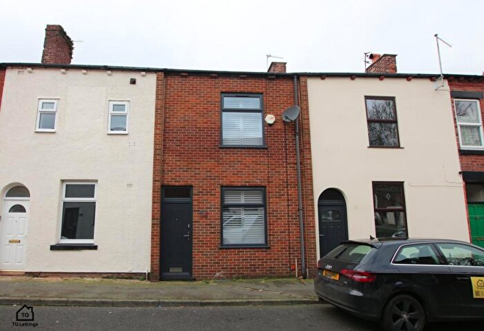 3 Bedroom Terraced House To Rent In Oak Street, Tyldesley, M29