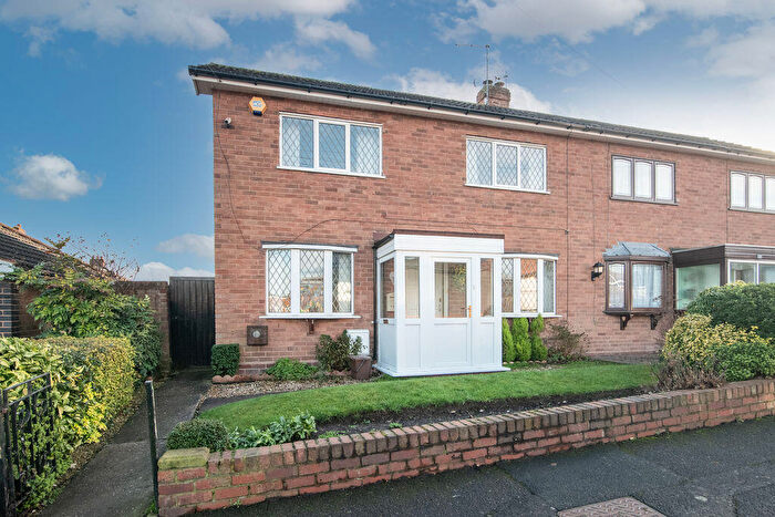 3 Bedroom Semi Detached House For Sale In James Watt Street, West Bromwich, B71