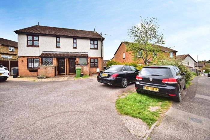 1 Bedroom Maisonette For Sale In Gorham Drive, Downswood, Maidstone, Kent, ME15