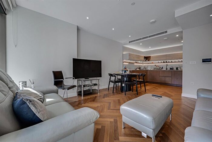 2 Bedroom Property To Rent In Saxon House, Parkland Walk, Chelsea, London, SW6