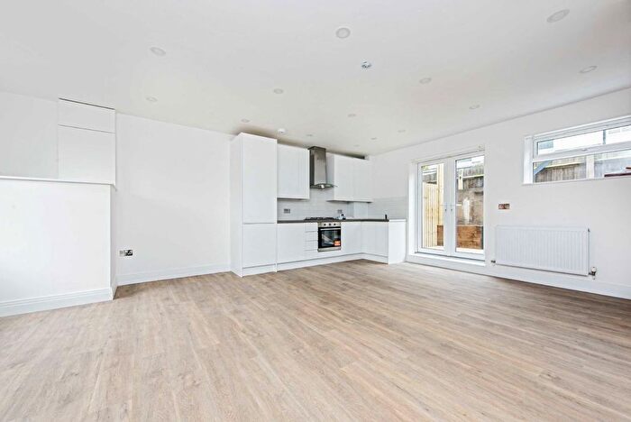 3 Bedroom Property To Rent In Church Lane, Tooting, SW17
