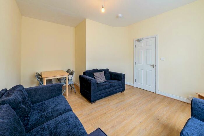 7 Bedroom Terraced House To Rent In Clayton Park Square, Jesmond, NE2
