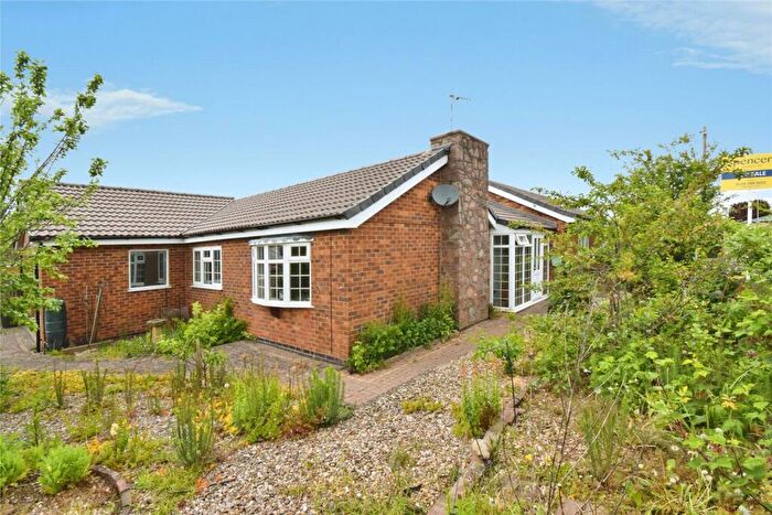 3 Bedroom Bungalow For Sale In Horsewell Lane, Wigston, Leicestershire, LE18