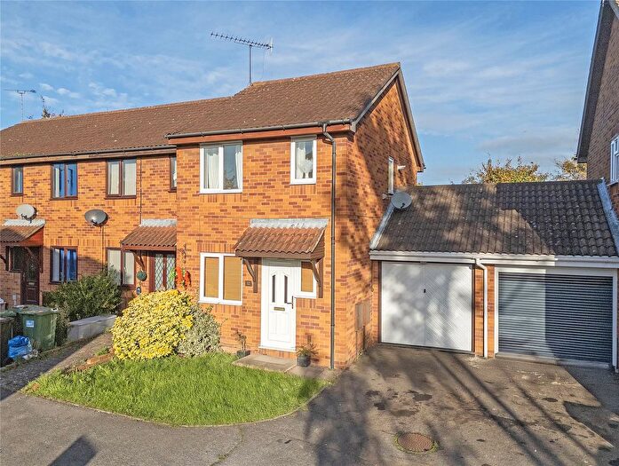 2 Bedroom End Of Terrace House For Sale In Stapleford End, Wickford, Essex, SS11