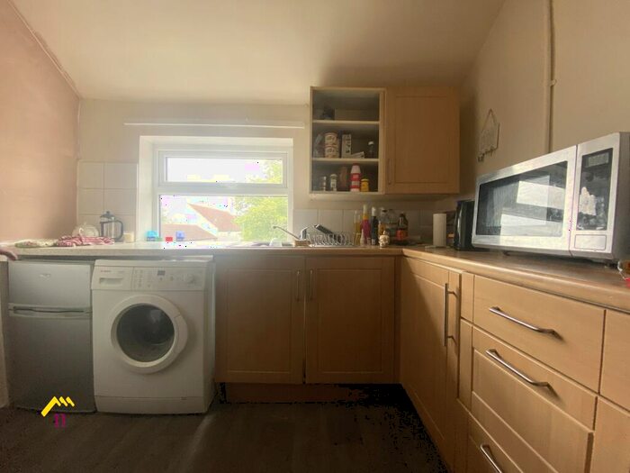 1 Bedroom Flat To Rent In King Street, Thorne, Doncaster, DN8