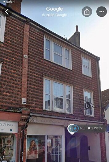 3 Bedroom Maisonette To Rent In South St, Eastbourne, BN21