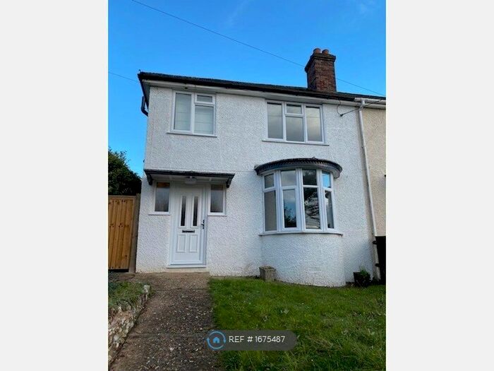 3 Bedroom Semi-Detached House To Rent In Totteridge Road, High Wycombe, HP13