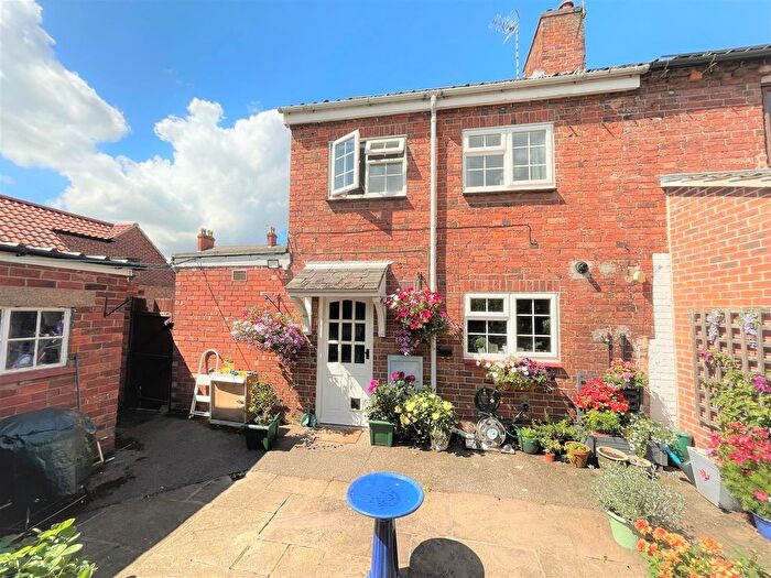 2 Bedroom Semi-Detached House For Sale In Albert Street, Bottesford, Nottingham, NG13