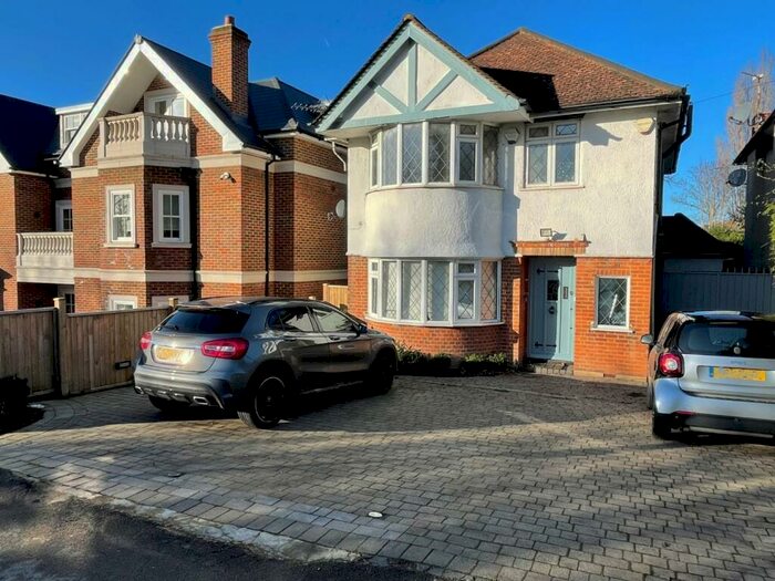 2 Bedroom Flat To Rent In Lawrence Street, Mill Hill, NW7