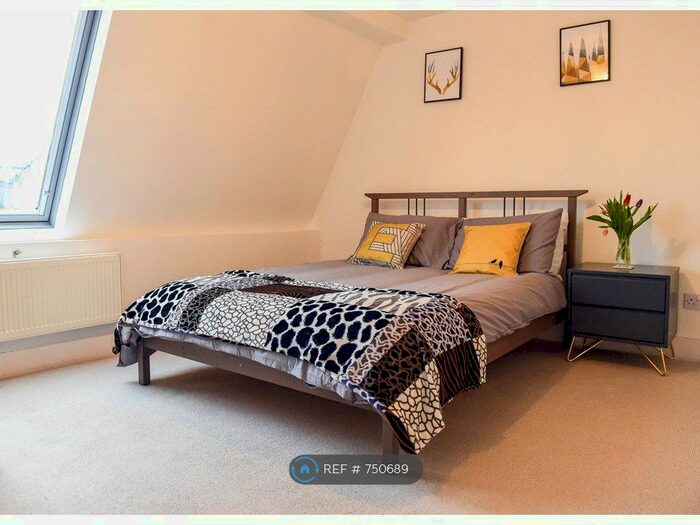 1 Bedroom Flat To Rent In Louvaine Road, London, SW11