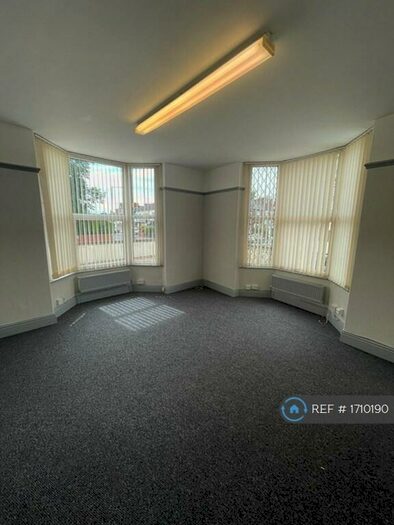 1 Bedroom Flat To Rent In Kings Road, Doncaster, DN1