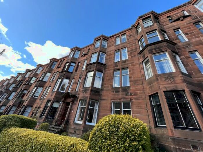 2 Bedroom Flat To Rent In Flat / At Airlie Street, G12