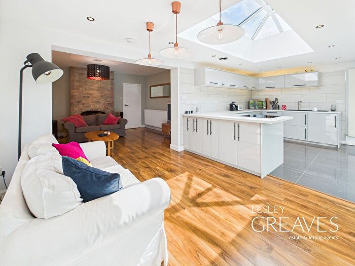 3 Bedroom Detached Bungalow For Sale In Gardenia Grove, Mapperley, NG3