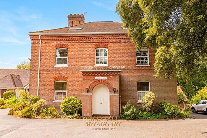1 Bedroom Flat For Sale In High Street, Hartfield, TN7