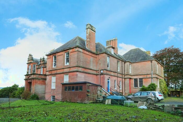 2 Bedroom Flat For Sale In Kirkmahoe, Dumfries, Dumfries And Galloway, DG1