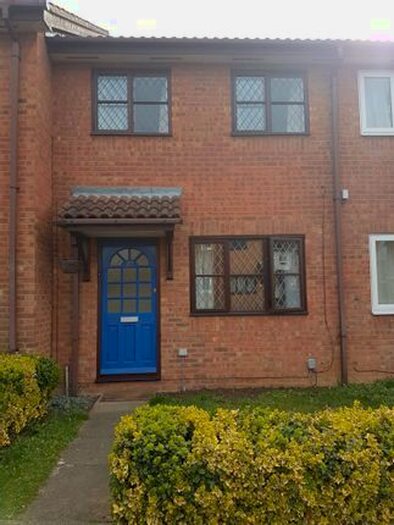 2 Bedroom Property To Rent In The Oaks, Milton, Cambridge CB24