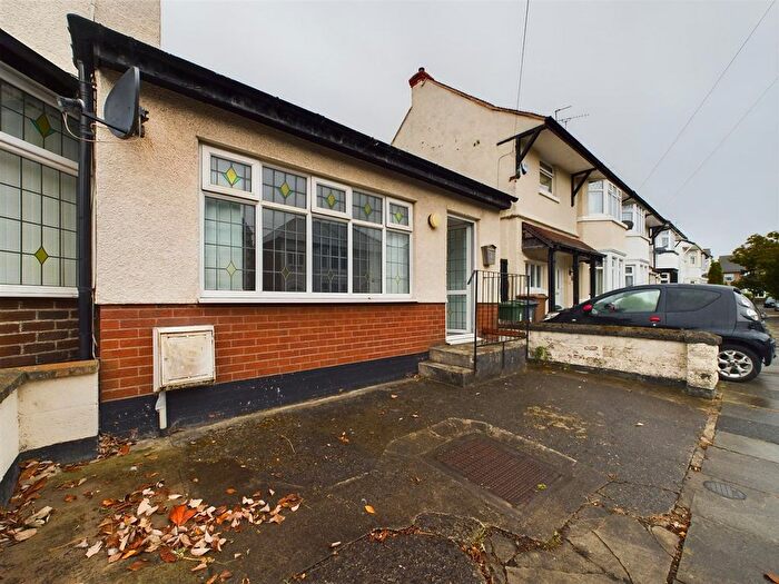 Studio To Rent In Loretto Road, Wallasey, CH44