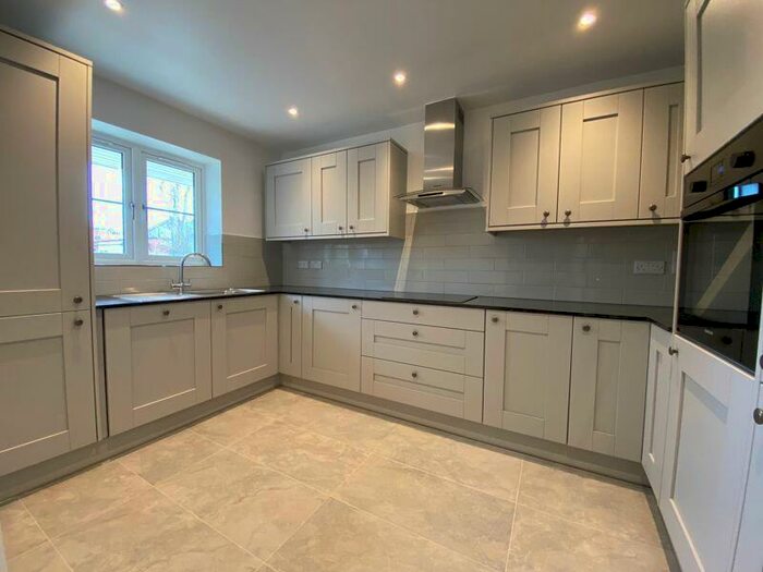 5 Bedroom Terraced House To Rent In Andrews Lane, Southwater, Horsham, RH13