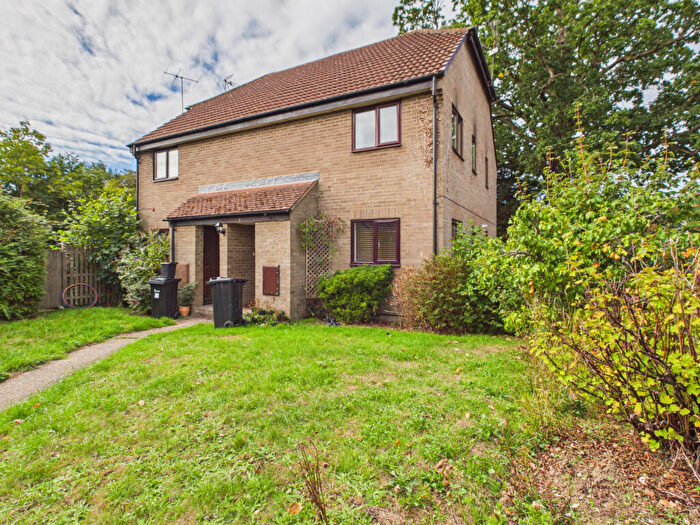 1 Bedroom Flat To Rent In Lower Earley, Elford Close, Reading, RG6