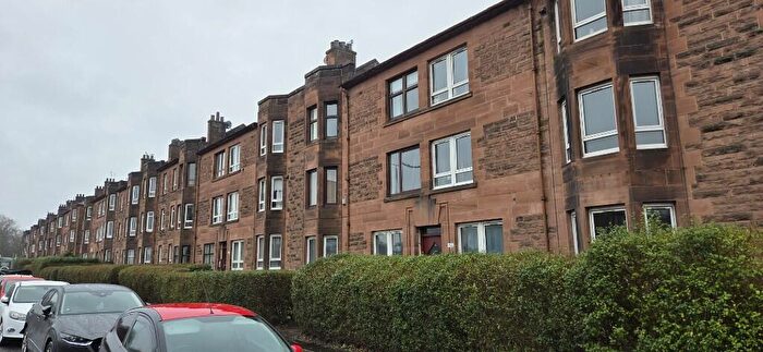 2 Bedroom Flat To Rent In Paisley Road West, Glasgow, G52