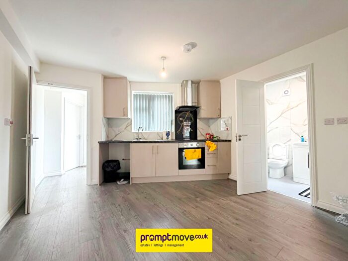 2 Bedroom Property To Rent In Dudley Street, Luton, LU2