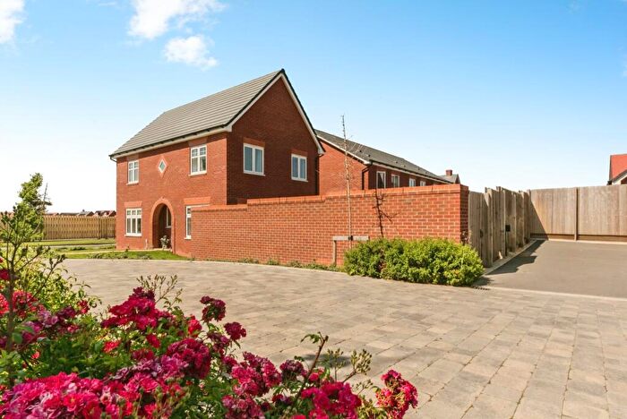 3 Bedroom Detached House For Sale In Sparrow Avenue, Lyme Green, Macclesfield, Cheshire, SK11