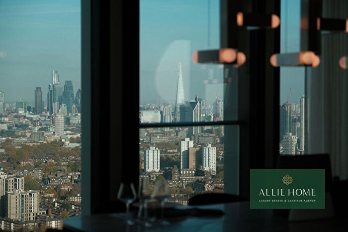 5 Bedroom Flat For Sale In Carnation Way, Nine Elms, SW8