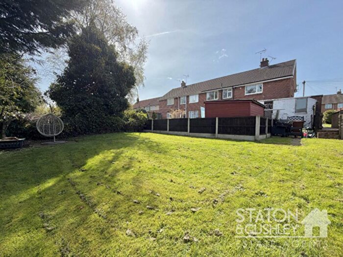 2 Bedroom Flat For Sale In Winkburn Road, Mansfield, NG19