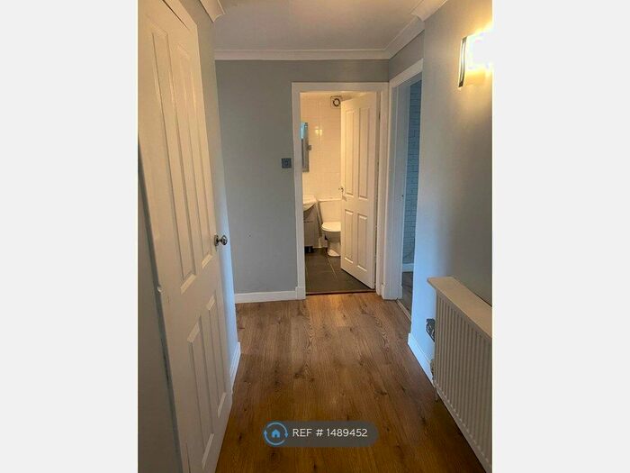 2 Bedroom Flat To Rent In Smithyends, Cumbernauld, Glasgow, G67