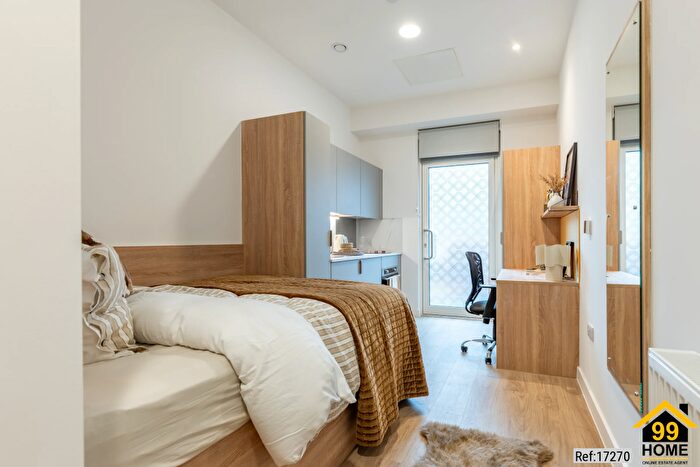 Studio To Rent In Beckton House, Beeston, Nottinghamshire, NG9