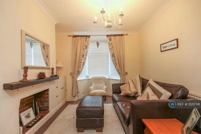 2 Bedroom Terraced House To Rent In Corbett Street, Rugby, CV21