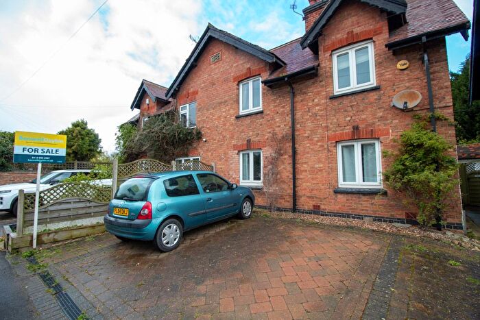 2 Bedroom Semi-Detached House For Sale In Hollygate Lane, Nottingham, NG12
