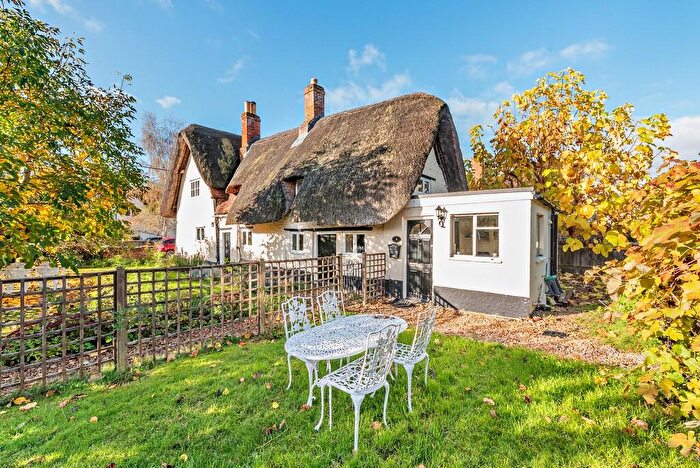 2 Bedroom Cottage For Sale In School Lane, Stadhampton, Oxford, OX44