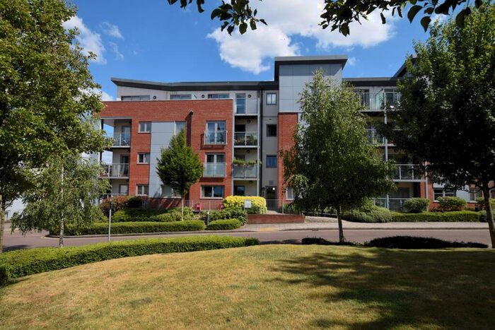 2 Bedroom Flat To Rent In Charrington Place, St Albans, AL1
