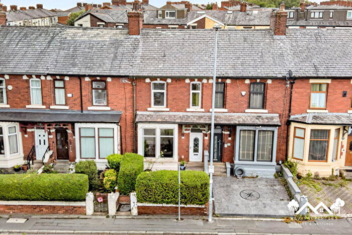 3 Bedroom Terraced House For Sale In Sunnybank Road, Blackburn, BB2